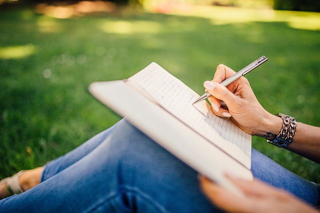 expressive writing untuk kesehatan mental