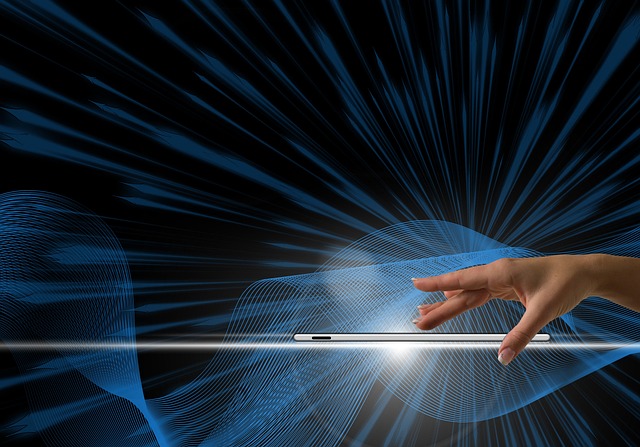 menjadi komunikator andal di era digital
