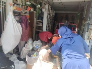 Bank Sampah Naisar Forest Garden