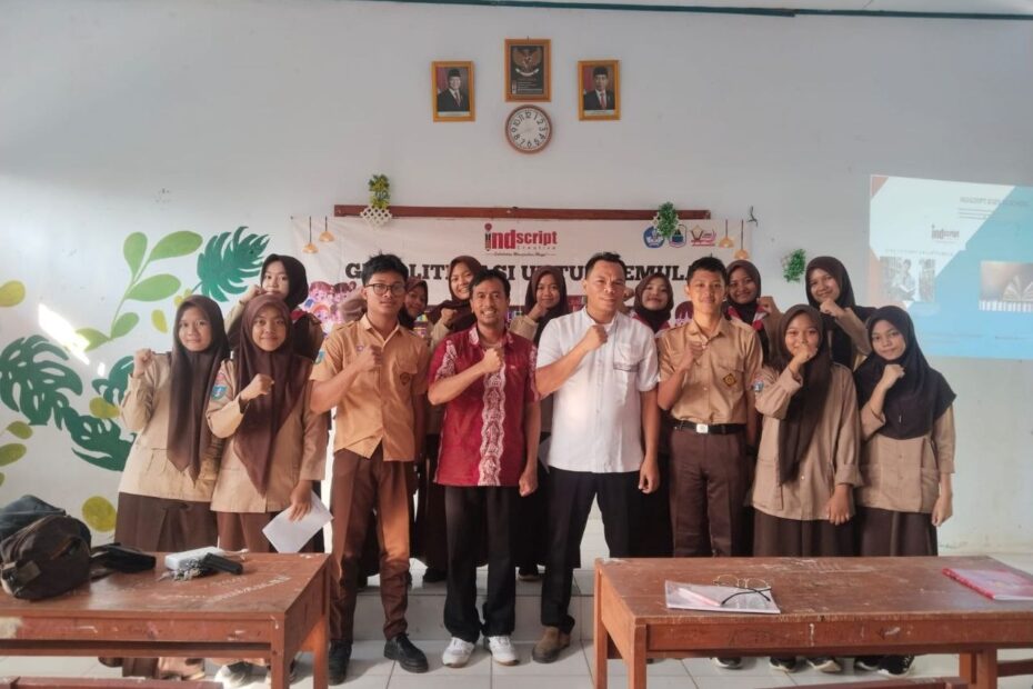 Giat Literasi di SMA 2 Rangkasbitung